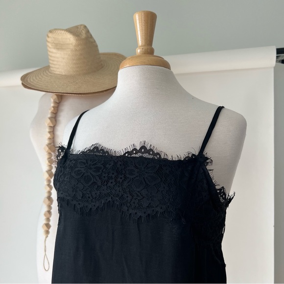 DAINTY BLACK LACE TRIMMED CAMI - Picture 6 of 9